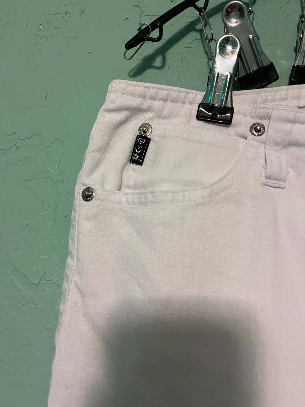 Y2K vintage Mudd Capris Size 9 White Cropped Pants